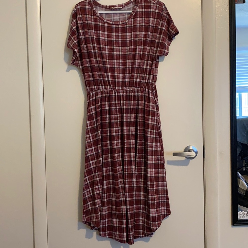 Mauve plaid midi dress